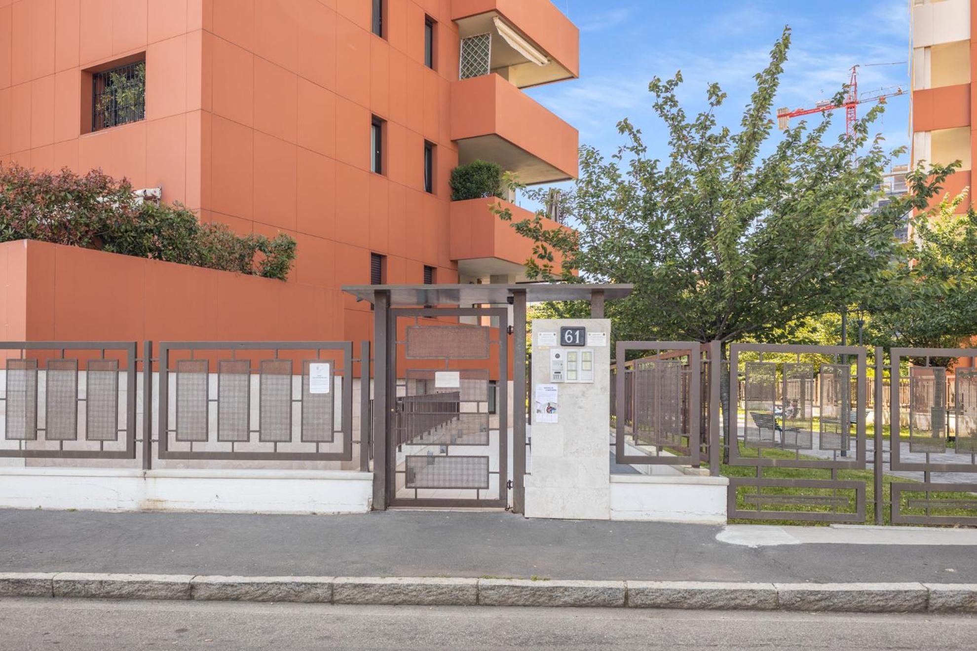 Monolocale Con Balcone Self Check In Milano Sempione Exterior photo
