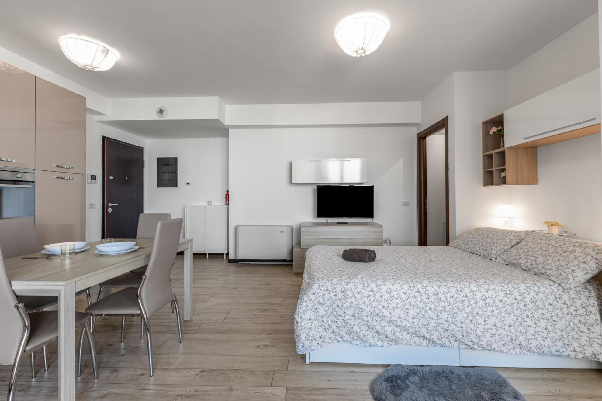 Monolocale Con Balcone Self Check In Milano Sempione Apartment Exterior photo